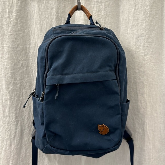 Fjallraven Raven 20L Backpack Navy Blue - Picture 1 of 17